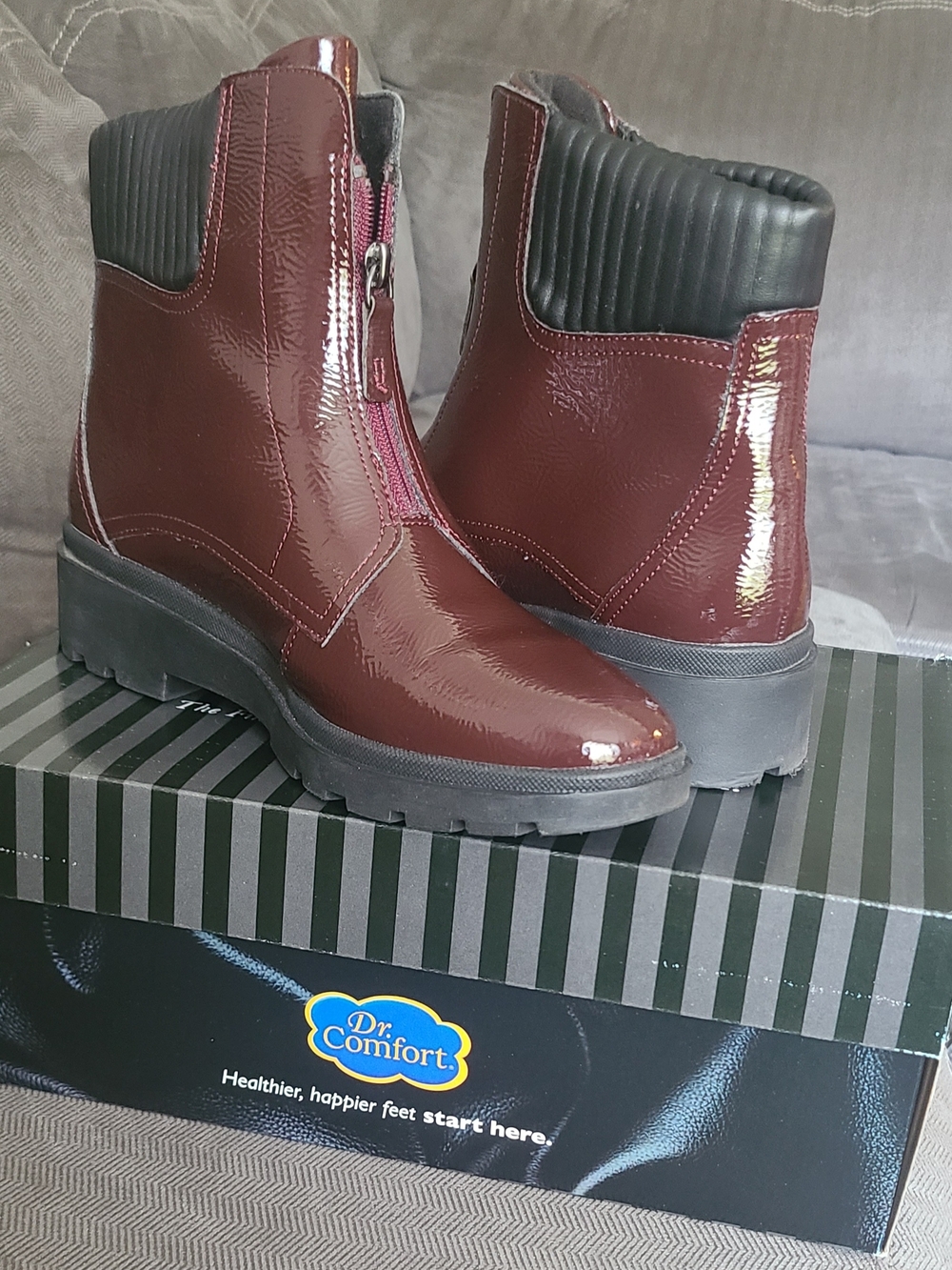 Clarks Women's Burgundy Patent Ankle Booties with Black Quilted Collar